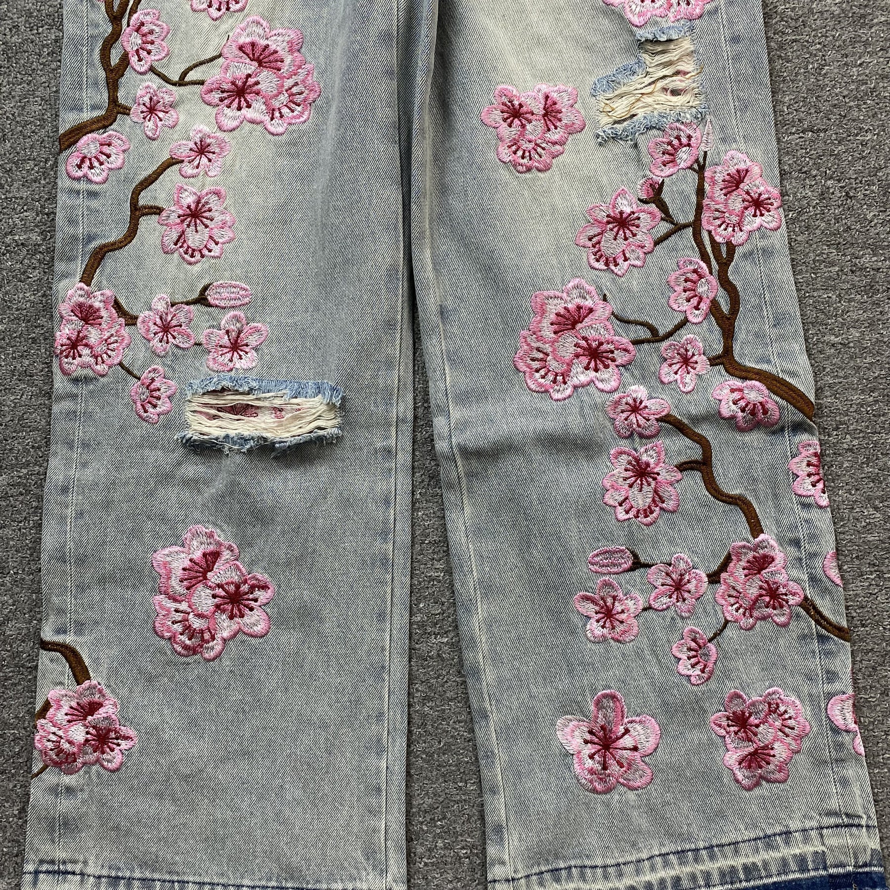 Sakura Unisex Jeans